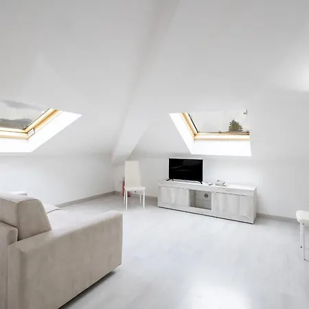 Le Gemme-2 By Interhome 아파트