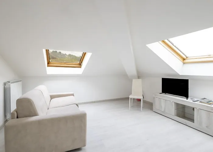 Le Gemme-2 By Interhome Apartmán Meina