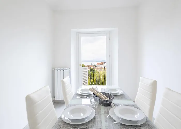 Le Gemme-2 By Interhome Apartmán