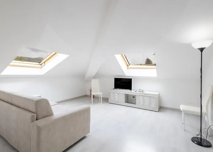 Le Gemme-2 By Interhome Apartmán